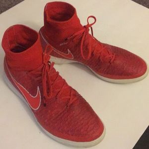 Nike Magistax soccer shoes Red men’s US 9/27cm
